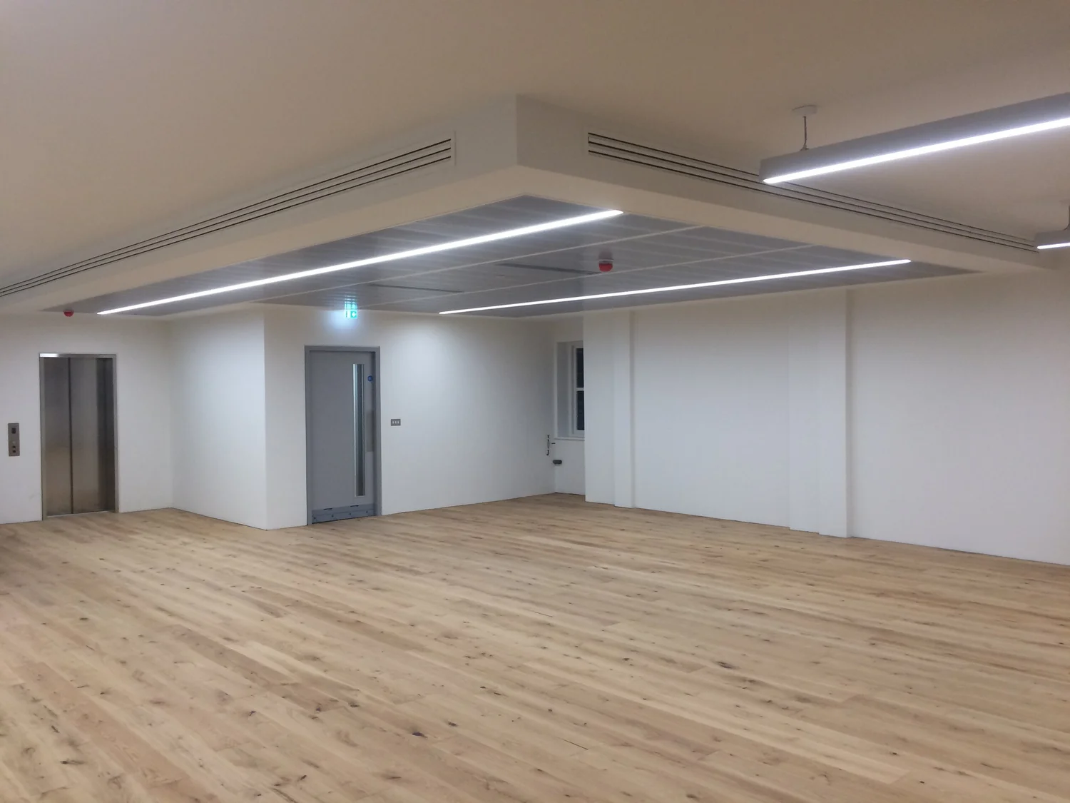 145 Oxford Street — SAS ceiling installation